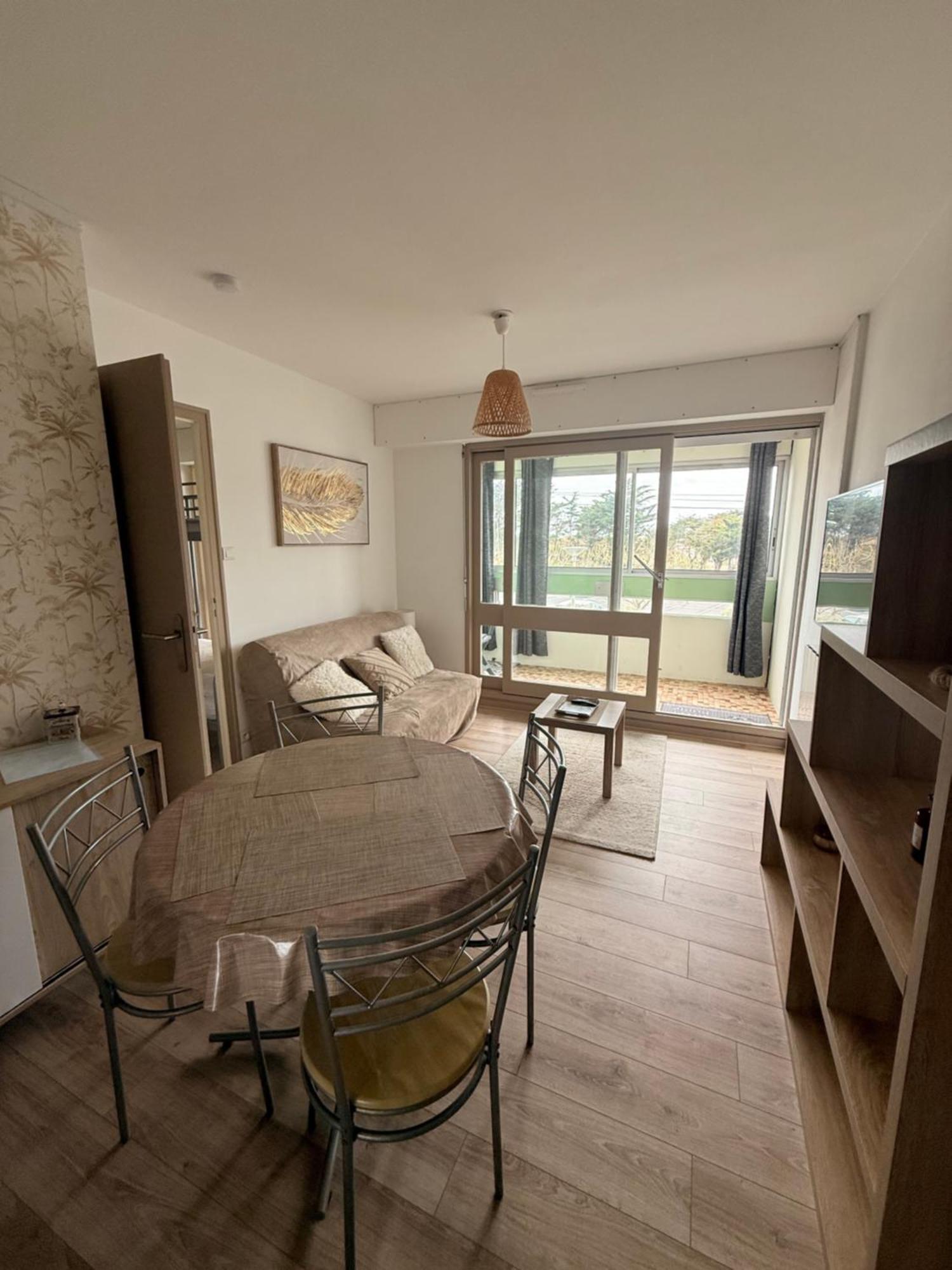 Appartement A 100 M De La Plage St Hilaire De Riez Les Becs Сент-Илер-де-Рье Экстерьер фото